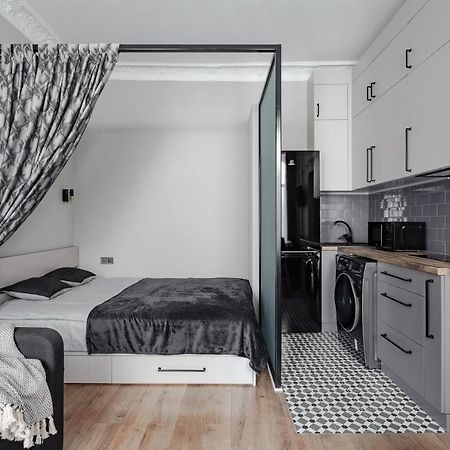 City Centre Silver Apartment Одесса Экстерьер фото
